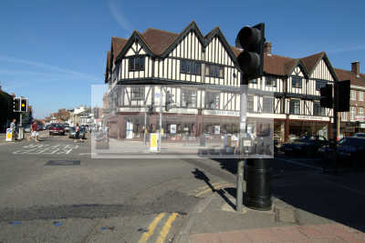 high street hitchin south east